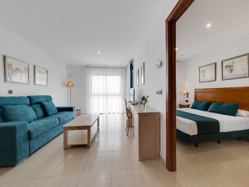 Daniya Denia Spa and Business image