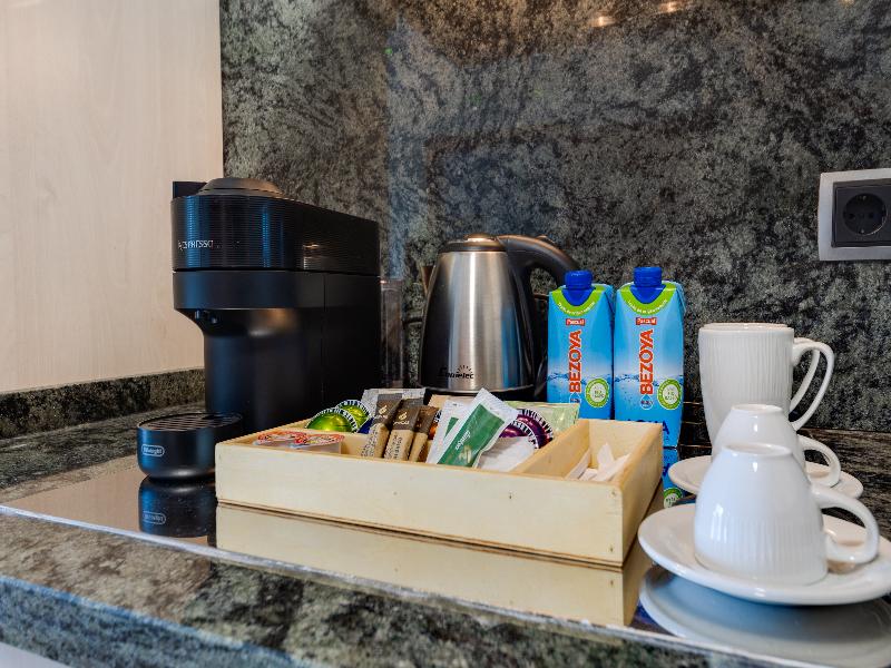 Daniya Denia Spa and Business image