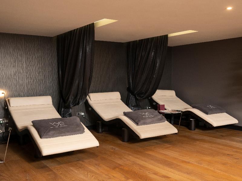 Crowne Plaza Gerrards Cross image