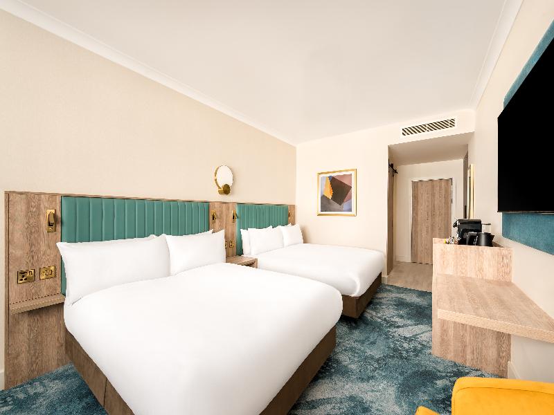 Crowne Plaza Gerrards Cross image