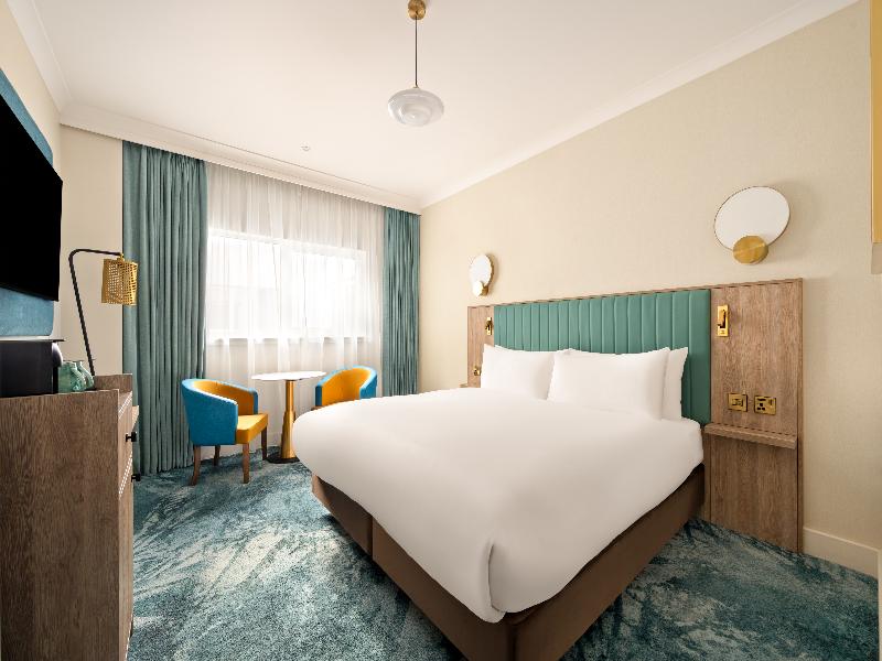 Crowne Plaza Gerrards Cross image