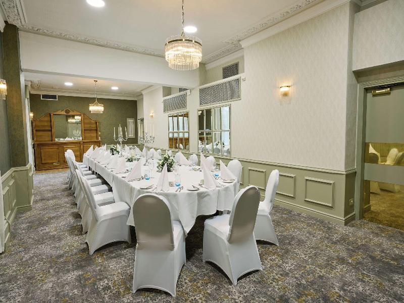 The Belmont Hotel image