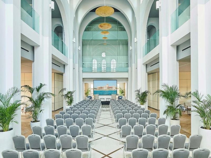 Le Meridien Ra Beach Hotel & Spa image