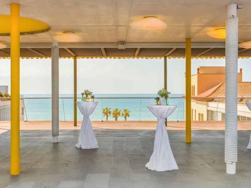 Le Meridien Ra Beach Hotel & Spa image
