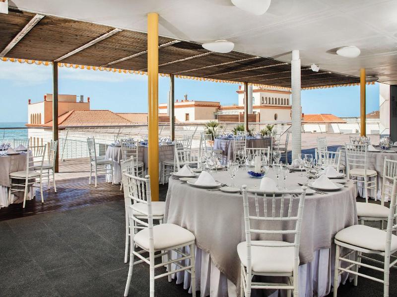 Le Meridien Ra Beach Hotel & Spa image