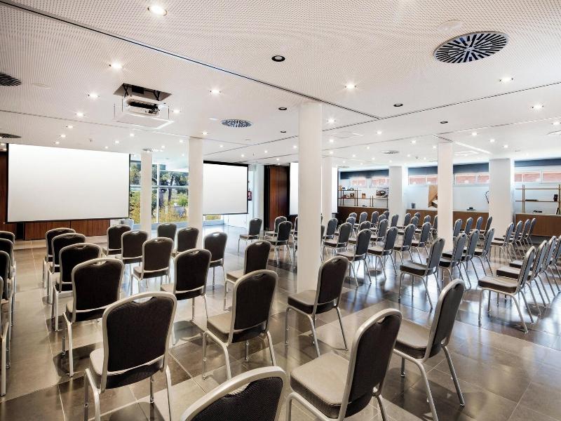 Le Meridien Ra Beach Hotel & Spa image