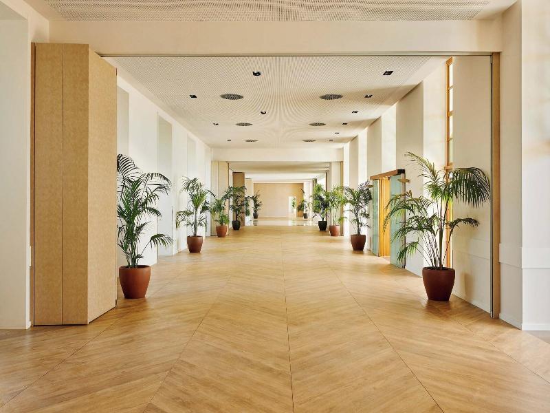 Le Meridien Ra Beach Hotel & Spa image