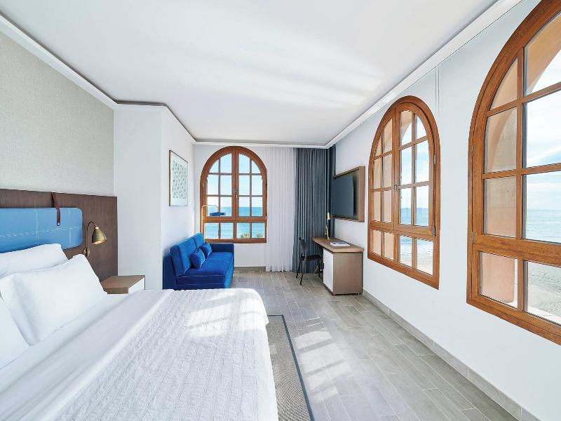 Le Meridien Ra Beach Hotel & Spa image
