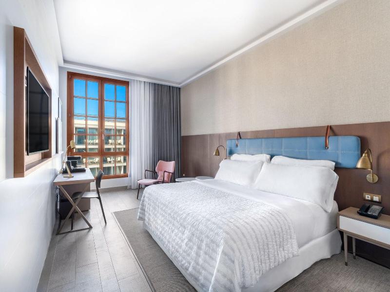 Le Meridien Ra Beach Hotel & Spa image