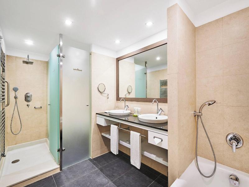 Le Meridien Ra Beach Hotel & Spa image