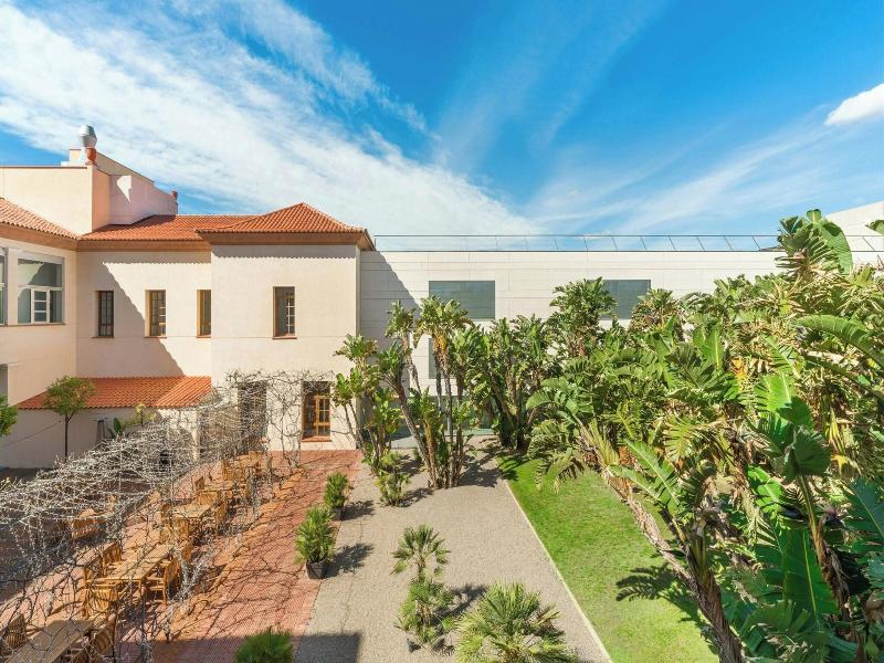 Le Meridien Ra Beach Hotel & Spa image