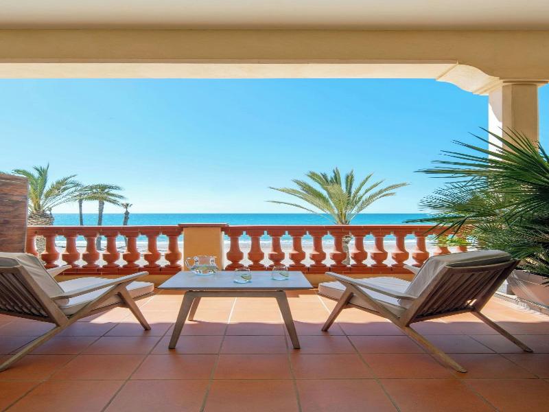 Le Meridien Ra Beach Hotel & Spa image