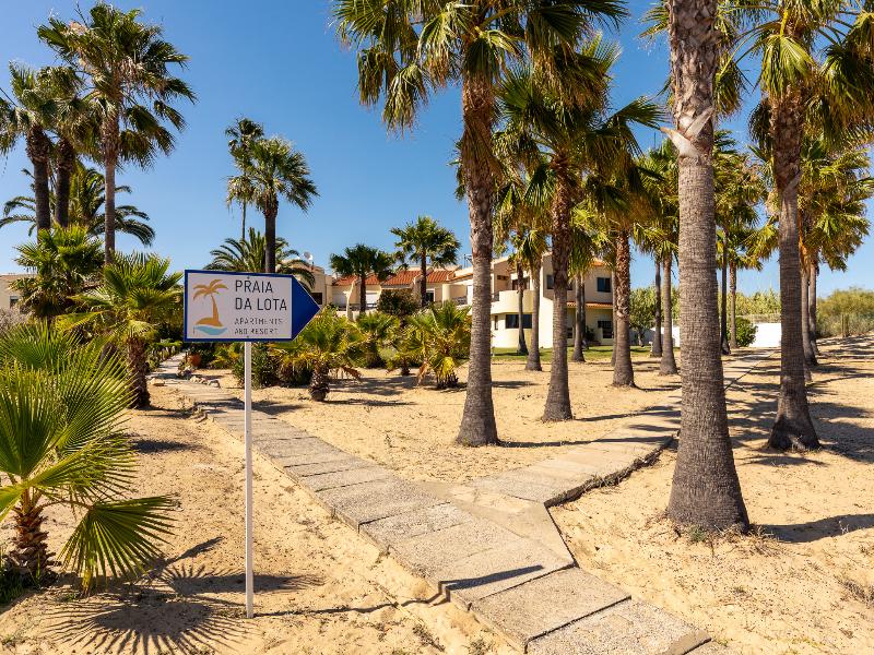 Praia da Lota Resort  image