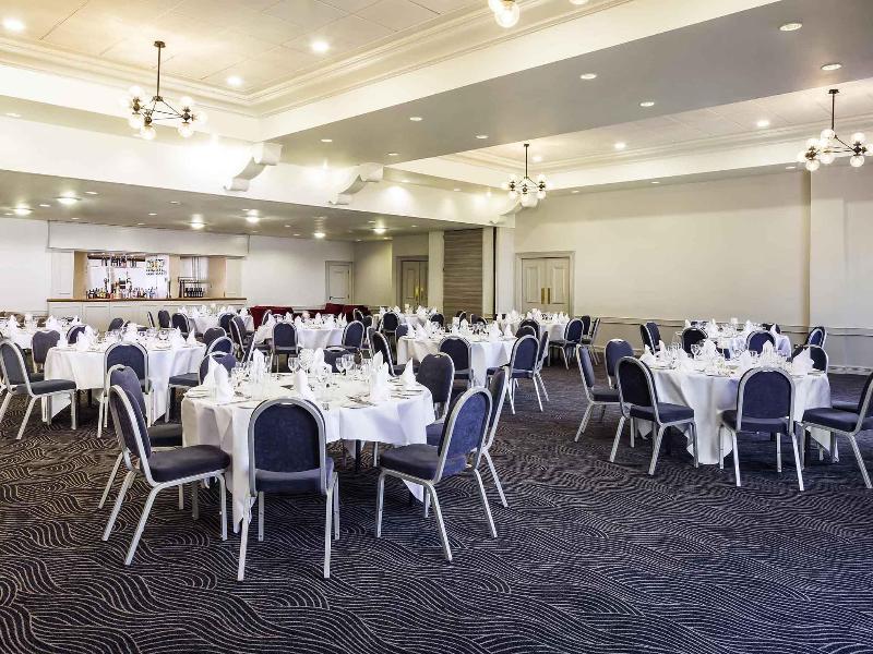 Mercure Dartford Brands Hatch Hotel & Spa image