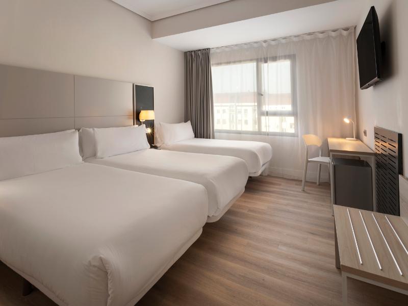 B&B HOTEL Vitoria General Álava image