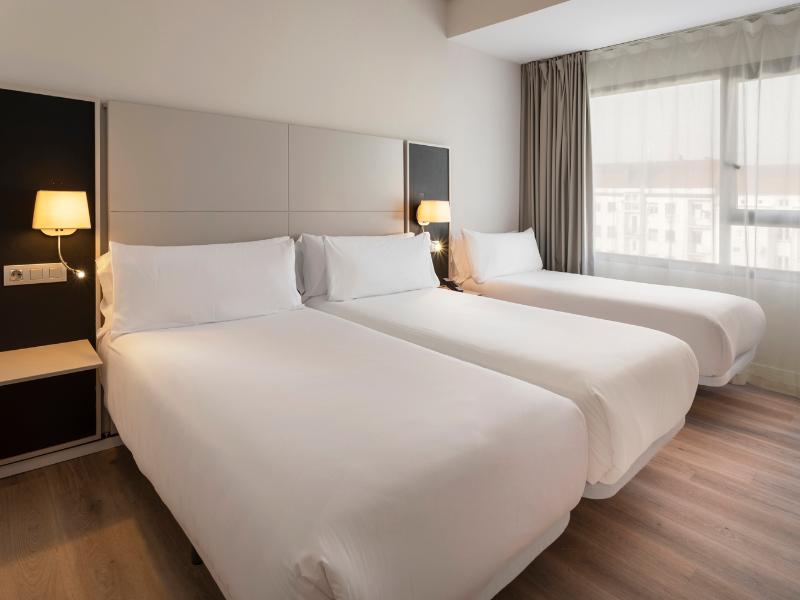 B&B HOTEL Vitoria General Álava image
