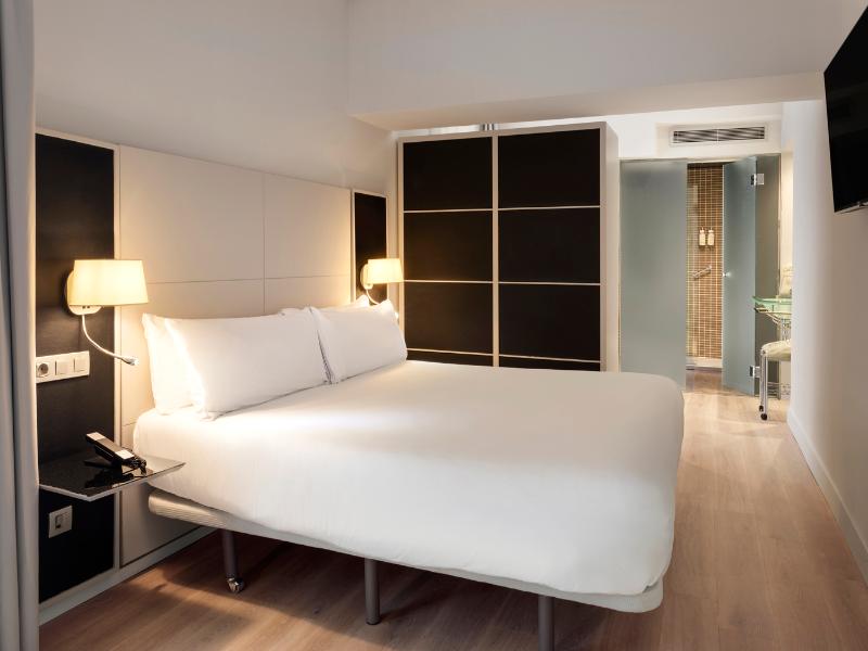 B&B HOTEL Vitoria General Álava image