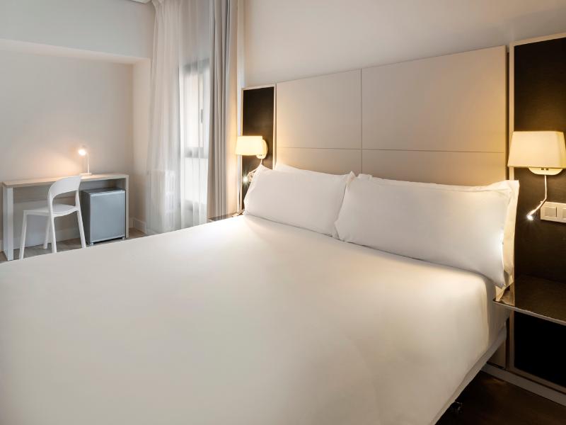 B&B HOTEL Vitoria General Álava image