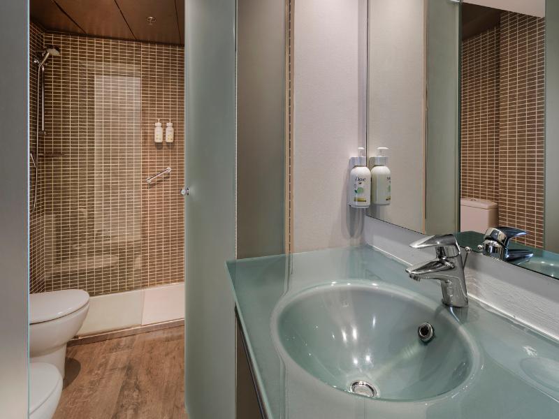 B&B HOTEL Vitoria General Álava image