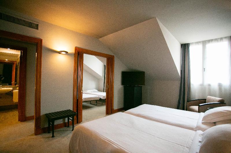 Hotel Sercotel Ciudad de Oviedo image