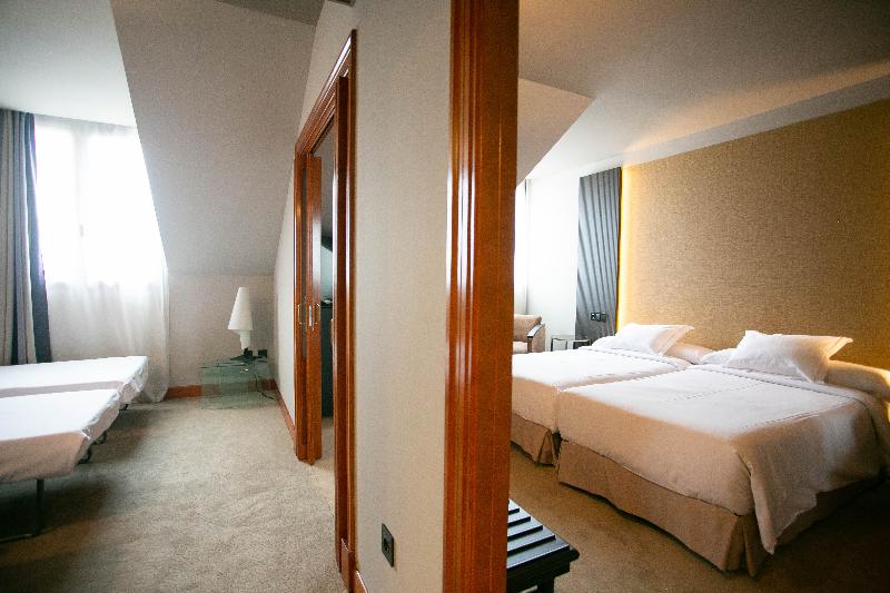 Hotel Sercotel Ciudad de Oviedo image