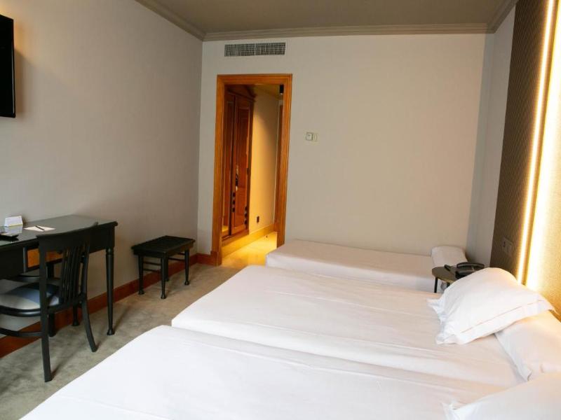 Hotel Sercotel Ciudad de Oviedo image
