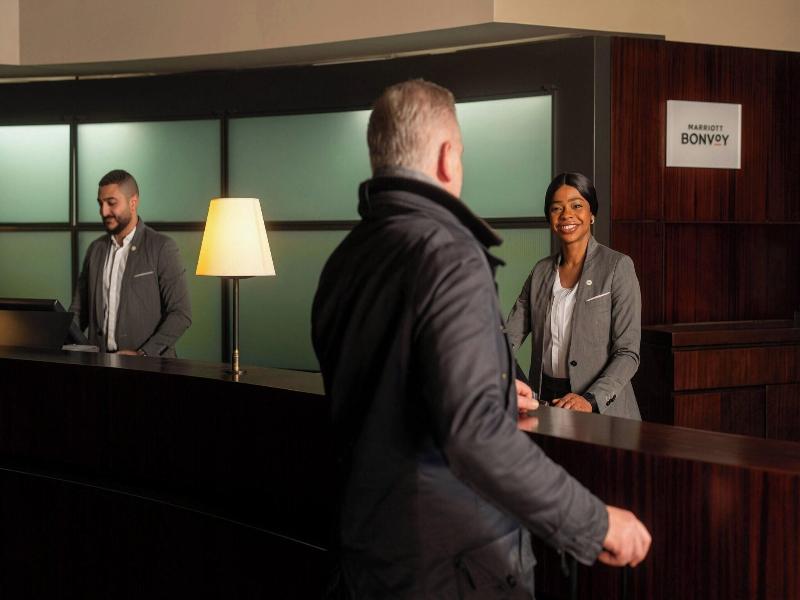 Sheraton Paris Charles de Gaulle Airport Hotel image