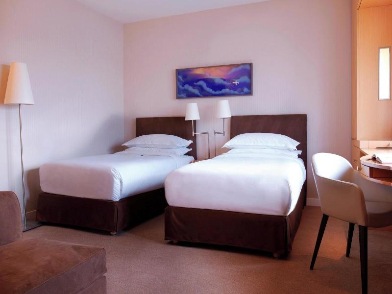 Sheraton Paris Charles de Gaulle Airport Hotel image
