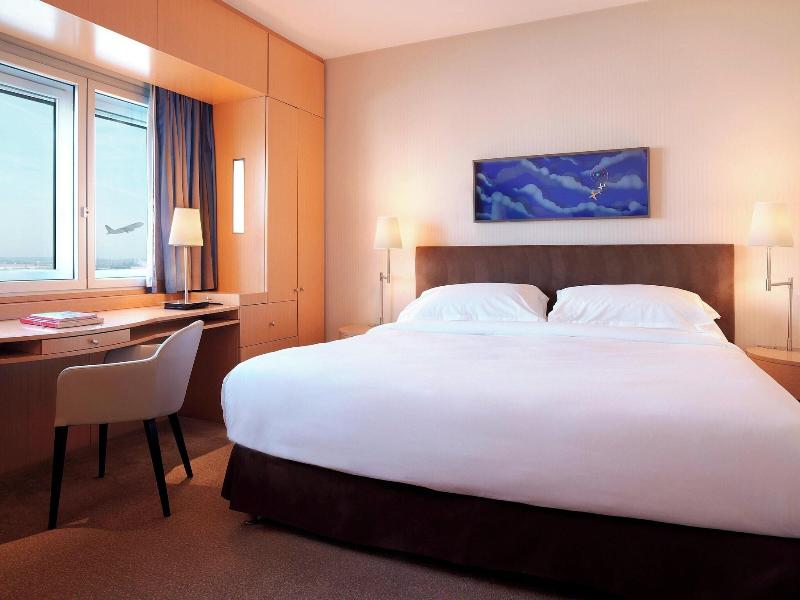 Sheraton Paris Charles de Gaulle Airport Hotel image