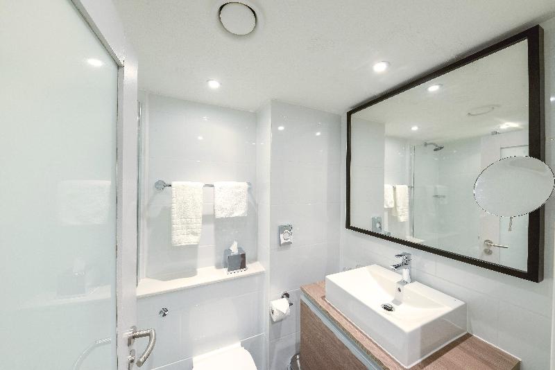 Crowne Plaza Plymouth image