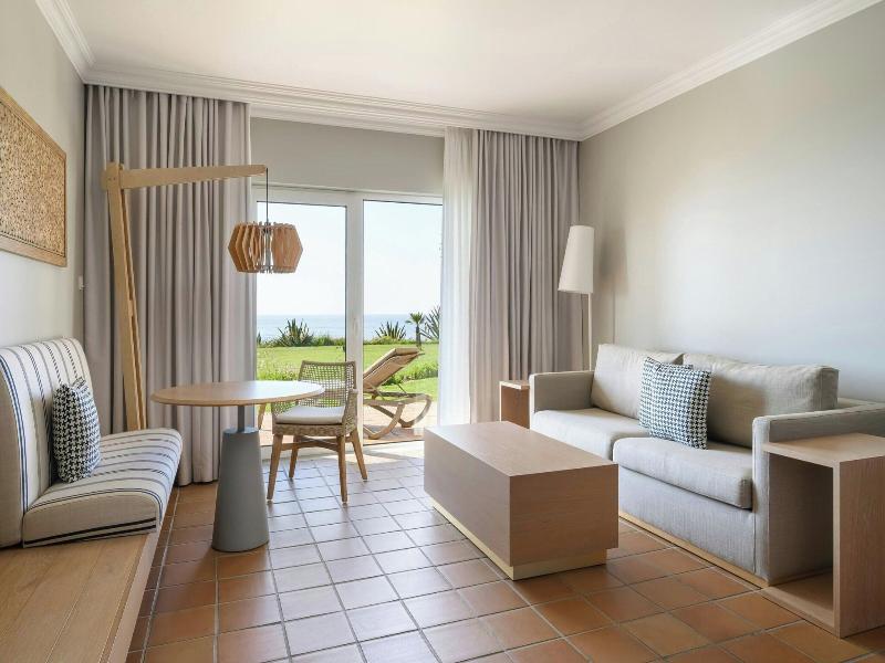 Marriott Praia D'El Rey Golf & Beach Resort image