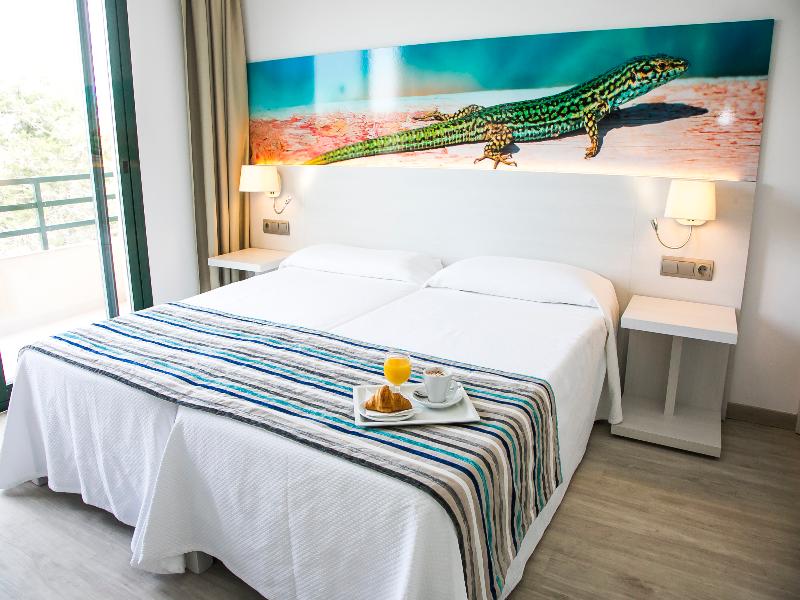 Hotel Rosales Formentera image