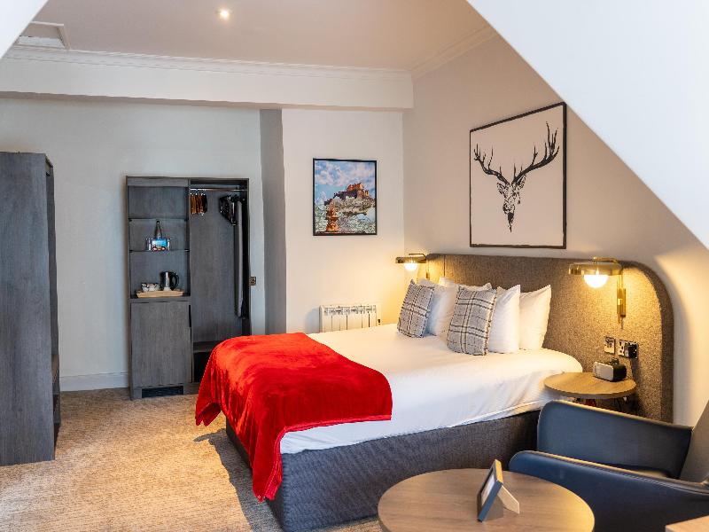 JA The Bruntsfield Edinburgh image