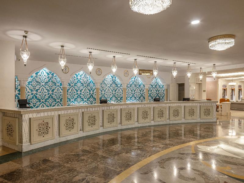 Side Star Resort