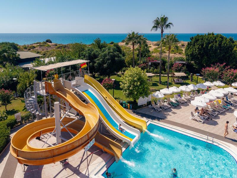 Side Star Resort