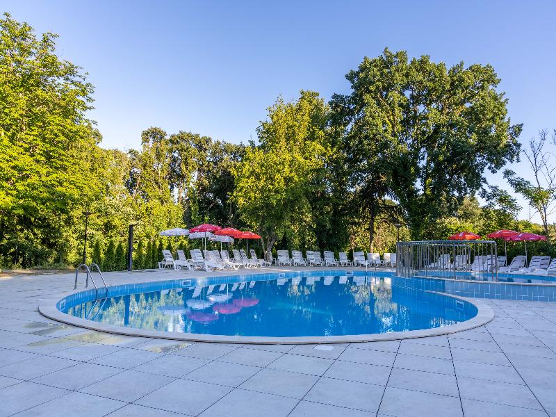 Hotel Preslav image