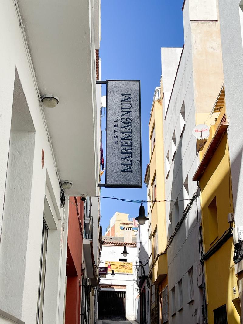 Maremagnum image