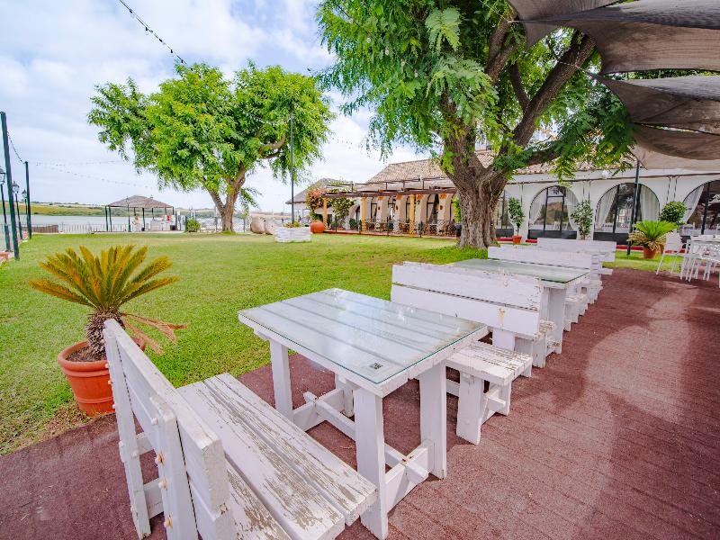 La Molinera Bungalows image
