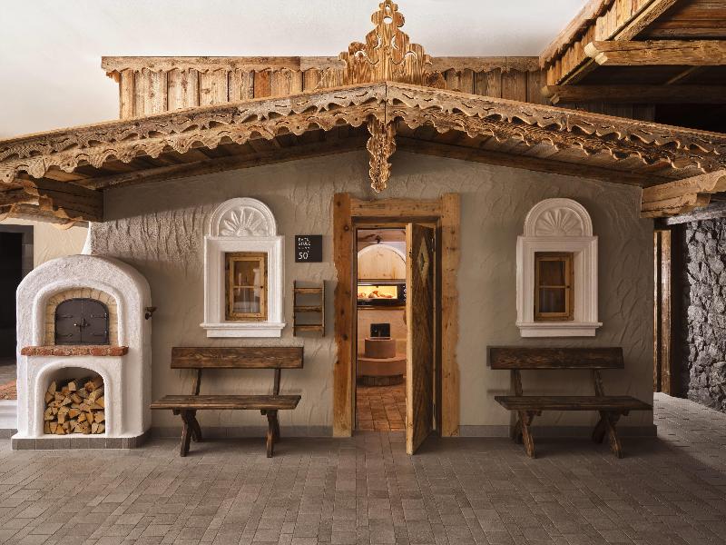 Interalpen-Hotel Tyrol image