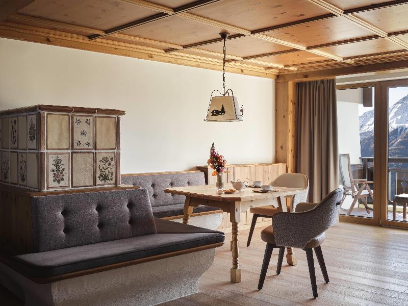 Interalpen-Hotel Tyrol image