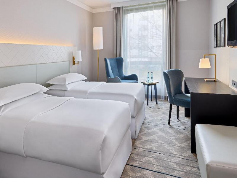 Sheraton Offenbach Hotel image