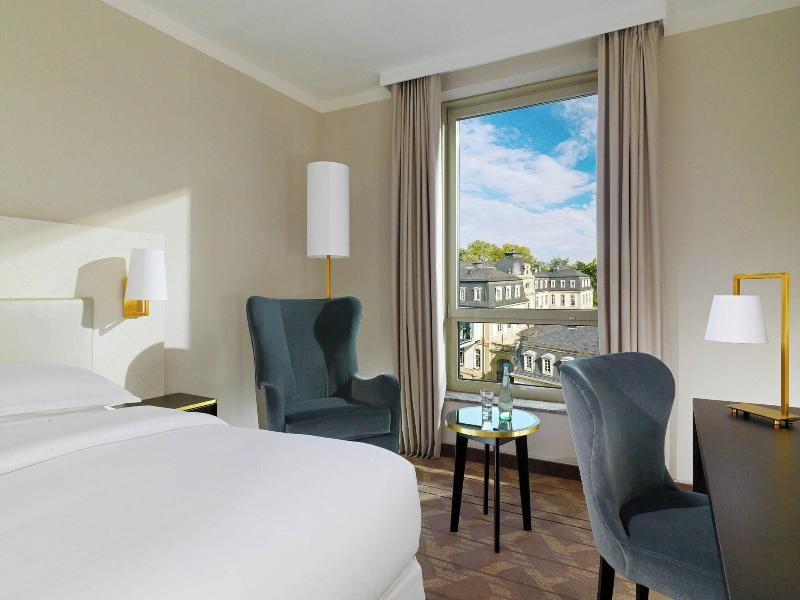 Sheraton Offenbach Hotel image