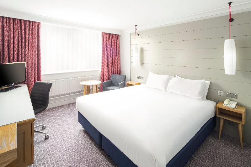 Holiday Inn Peterborough West image