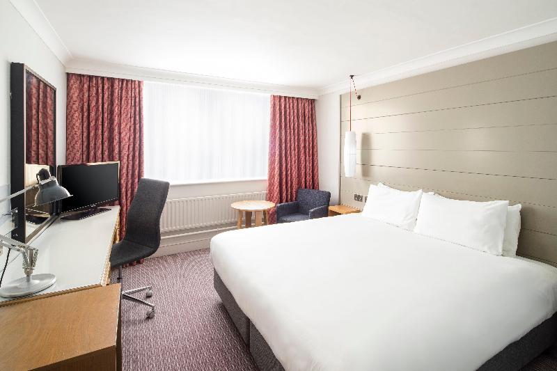 Holiday Inn Peterborough West image
