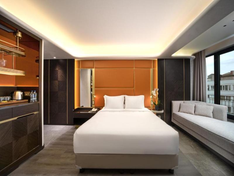 Bentley Hotel Bosphorus image