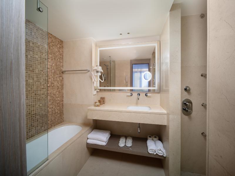 Bentley Hotel Bosphorus image