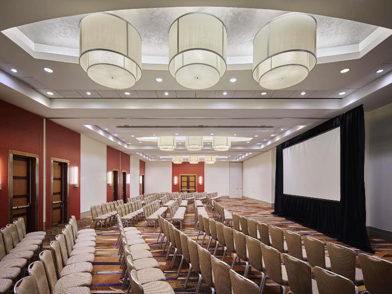 Swissotel Chicago image