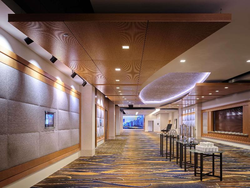 Swissotel Chicago image