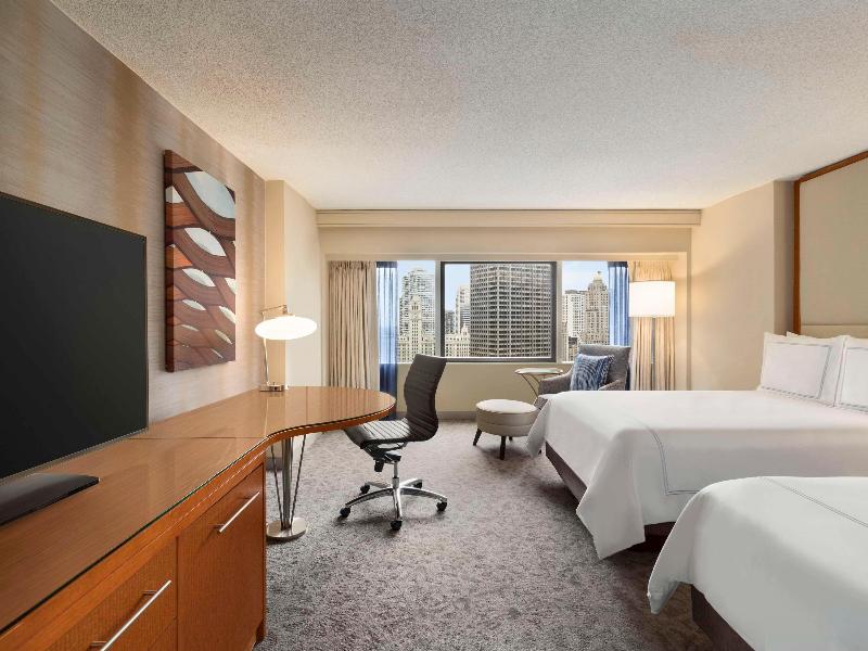 Swissotel Chicago image