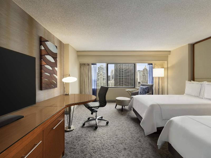 Swissotel Chicago image